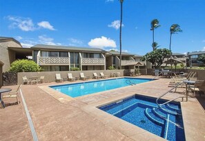 Unclassified image, 2 of 20, button - Luxury Oceanview - Café Kitchen, Spa Bath + Beach (Kihei)