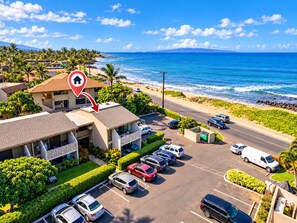 Unclassified image, 3 of 20, button - Best 2BR Oceanview on property! Modern, luxury unit. Whales, Beach, Pool, AC! (Kihei)