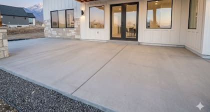 Brand new apartment, sleeps 10, IDEAL location in Utah county. High end finishes