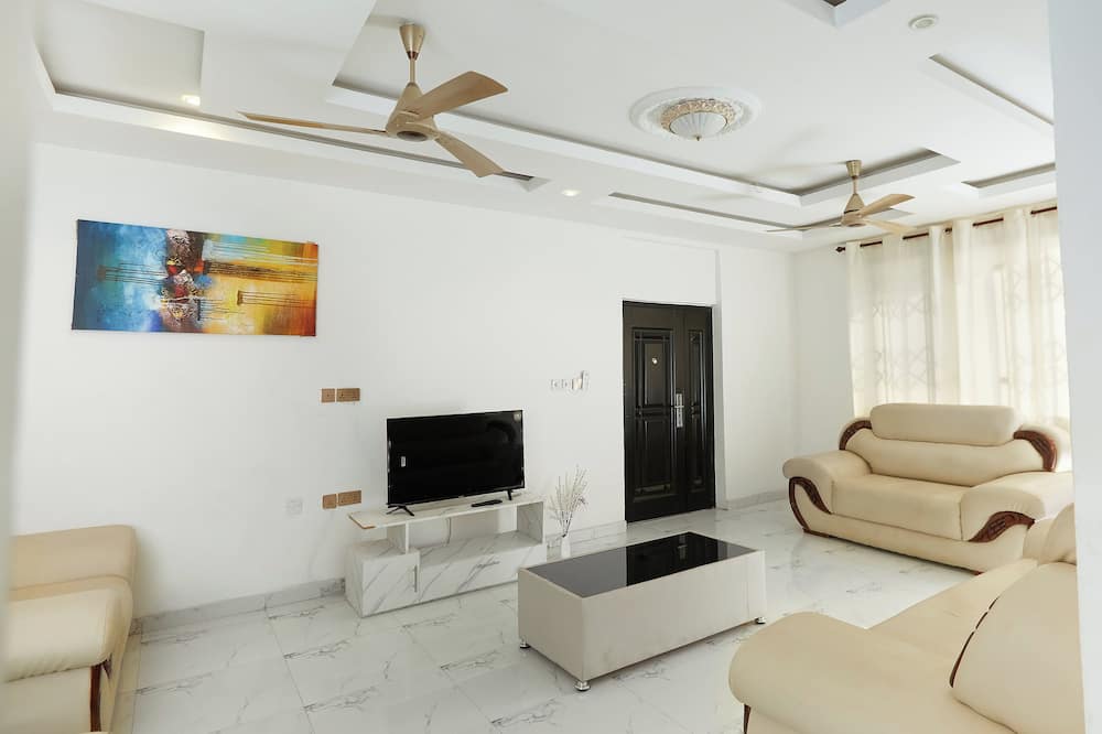 Monroe Luxury Apartments