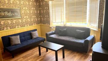 Télévision, cheminée