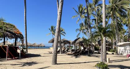 Beachfront resort in Marina Vallarta, studio suite with kitchen & 2 double beds