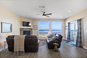 Smart TV, fireplace, books