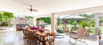 Villa Erika with private pool and garden, Lecce, Italy