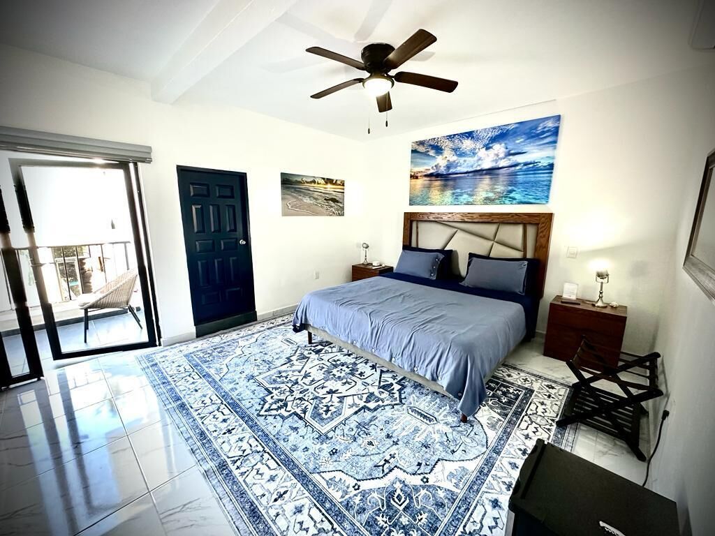 5 bedrooms, in-room safe, desk, iron/ironing board