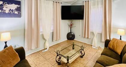 Whole House-Near Airport, Beaches & Downtown Savannah