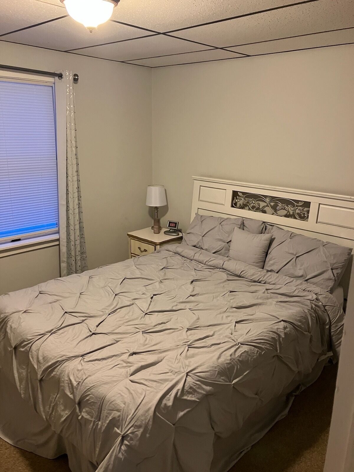 2 多间卧室、WiFi、床单