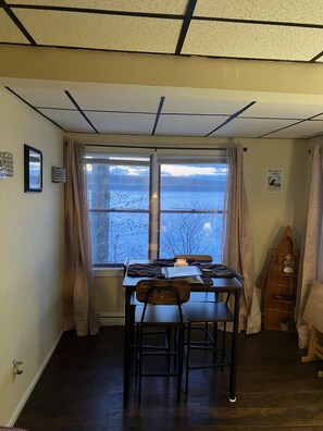 Dining - Cozy lake house on Sabattus Pond 2 bed 1 Bath  (Sabattus)