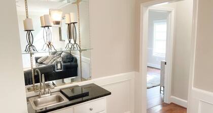 Spacious Retreat 5B/2.5b with 4 King beds & EV Charger