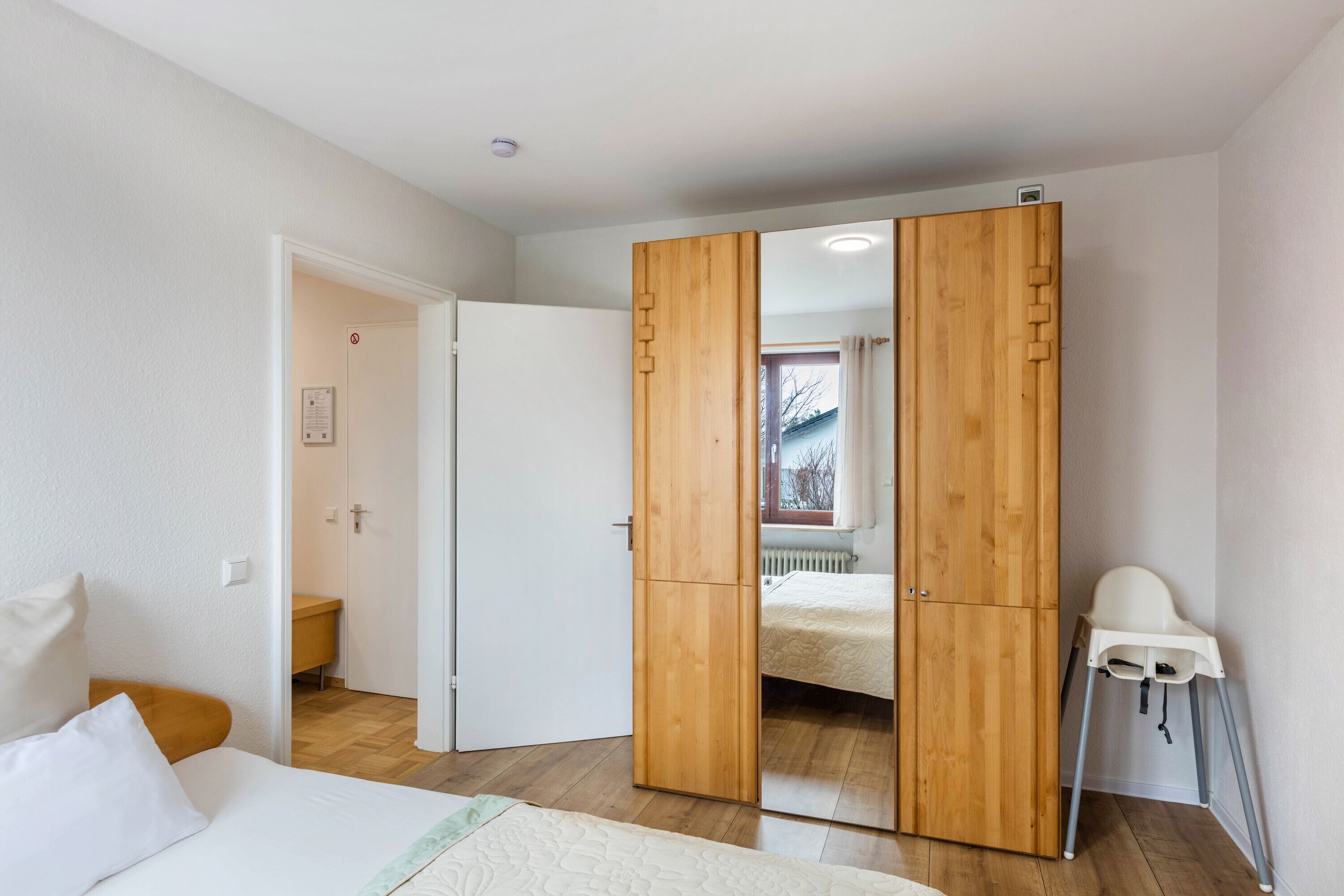 1 多间卧室、熨斗/熨衣板、免费 WiFi、床单