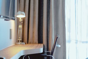 [Wine pkg] Standard Double + a Bottle of red or white wine per stay | Living area | Flat-screen TV - HOMES Stay Suwon (Suwon)