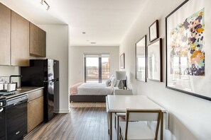 Fer et planche à repasser, Wi-Fi, draps fournis