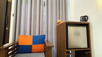 Habitación superior con 1 cama doble o 2 individuales, 1 habitación, no fumadores, vistas al jardín | Sábanas de algodón egipcio, ropa de cama de alta calidad, minibar