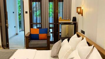 Superior Double or Twin Room, 1 Bedroom, Non Smoking, Garden View | Terrace/patio