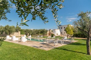 Outdoor pool - Lisària Villa Delle Meraviglie with pool (Castrignano de' Greci)