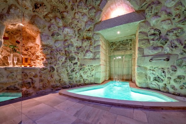 Familienvilla, Mehrere Schlafzimmer (Lisària Villa Delle Meraviglie with) | Wellness