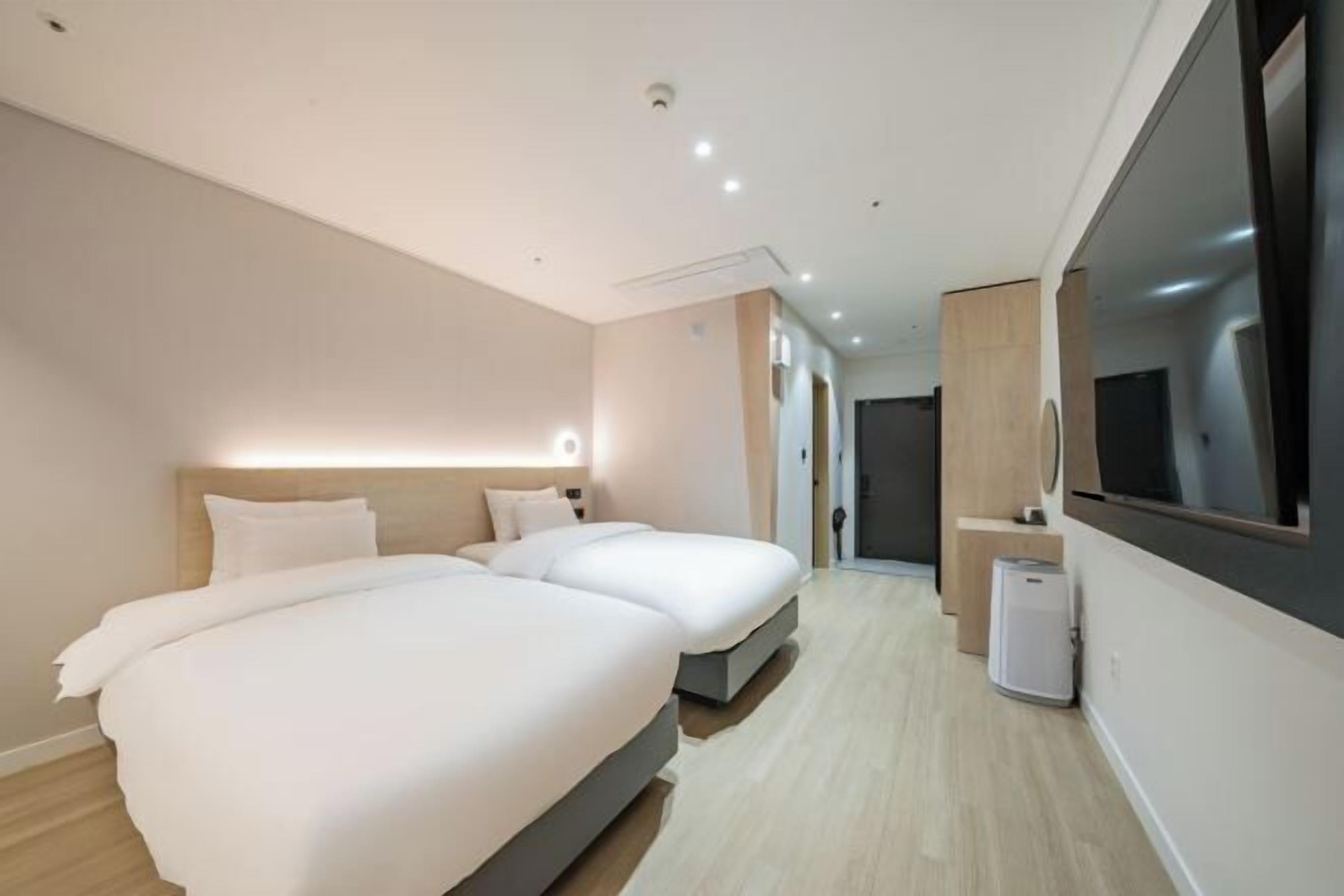 Couette en duvet, bureau, espace de travail pour ordinateurs portables