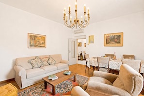 Family Apartment, 3 Bedrooms, Balcony (Garda View) | Living area - Garda View (Riva del Garda)