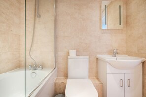 City Apartment | Bathroom