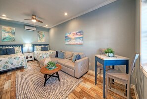 1 bedroom, iron/ironing board, free WiFi, bed sheets - 2 Pools, Beach Boardwalk Access | Studio, Sleeps 5 | Beach Bungalow by AvantStay (Port Aransas)