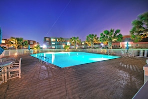 Pool - 2 Pools, Beach Boardwalk Access | Studio, Sleeps 5 | Beach Bungalow by AvantStay (Port Aransas)