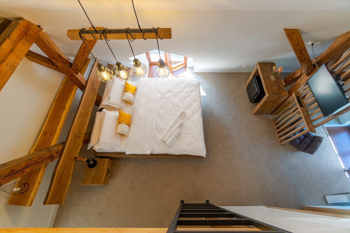Kamar Double Tradisional | 1 kamar tidur, seprai premium, minibar, dan didekorasi berbeda-beda