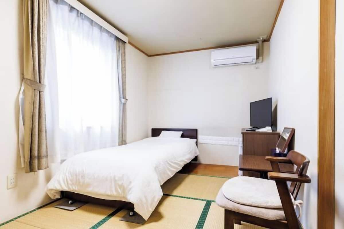 1 bedroom, free WiFi