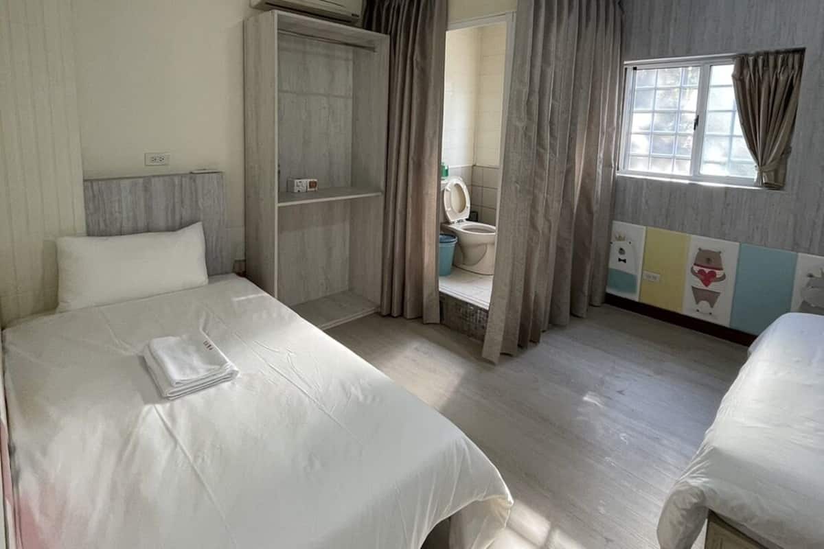 Classic-Apartment, Blick auf den Innenhof | 1 Schlafzimmer, kostenloses WLAN