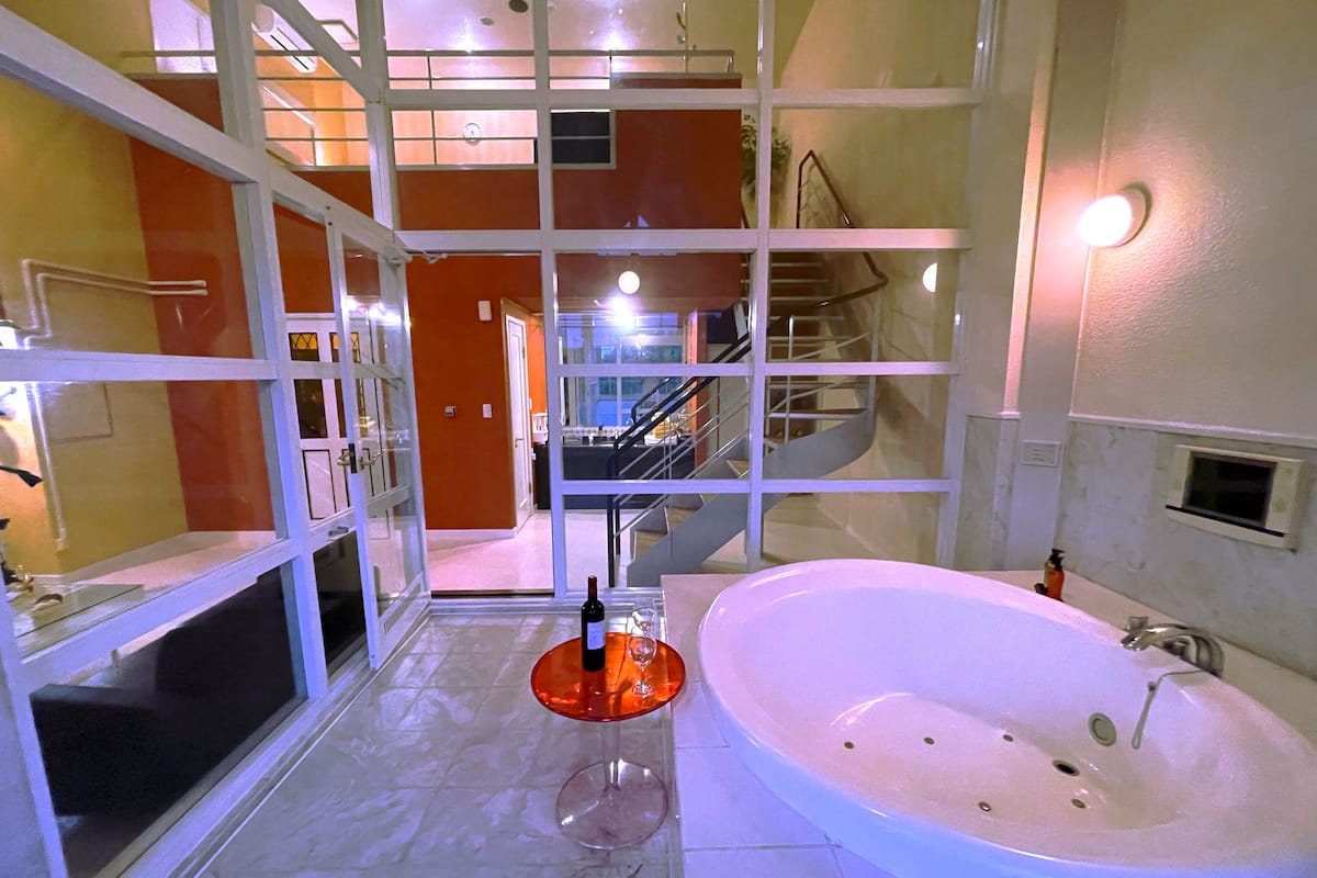 Elite Room