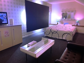 Deluxe Double Room | 1 bedroom, down comforters, individually decorated