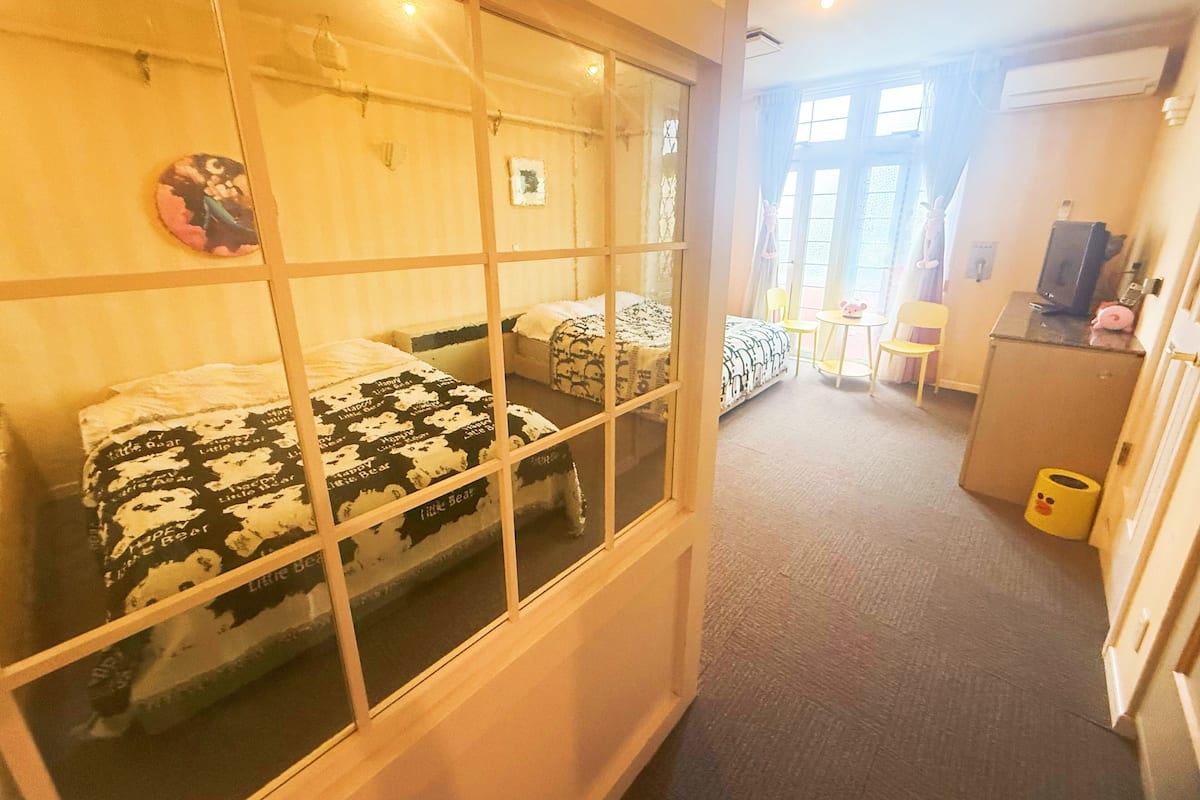 1 bedroom, down comforters, individually decorated