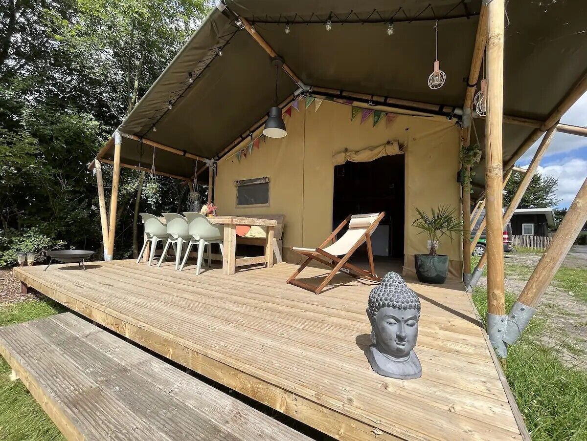 Bagian depan properti