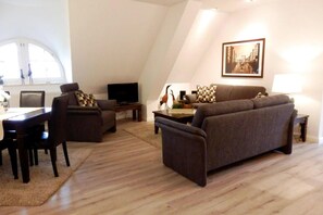 Smart TV, stereo - No. 3 - Krautsand Comfortable Vacation Home (Drochtersen - Krautsand)