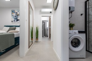 Deluxe Apartment, 2 Bedrooms, Pool Access | Room amenity