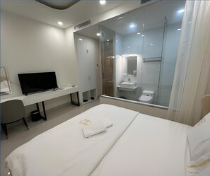 Standard Room - Hala Hotel - by Bay Luxury (Ho Chi Minh City)