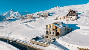 Aerial view - Dandelion Hotel Gudauri (Kazbegi)