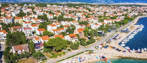 Apartment, 2 Bedrooms, Balcony, Garden View | Beach
