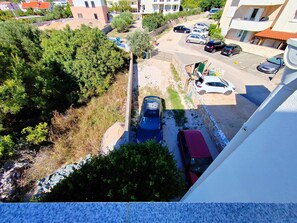 Appartement, 2 chambres, balcon, vue sur le jardin | Terrain de l’hébergement 