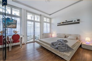2 bedrooms, free WiFi