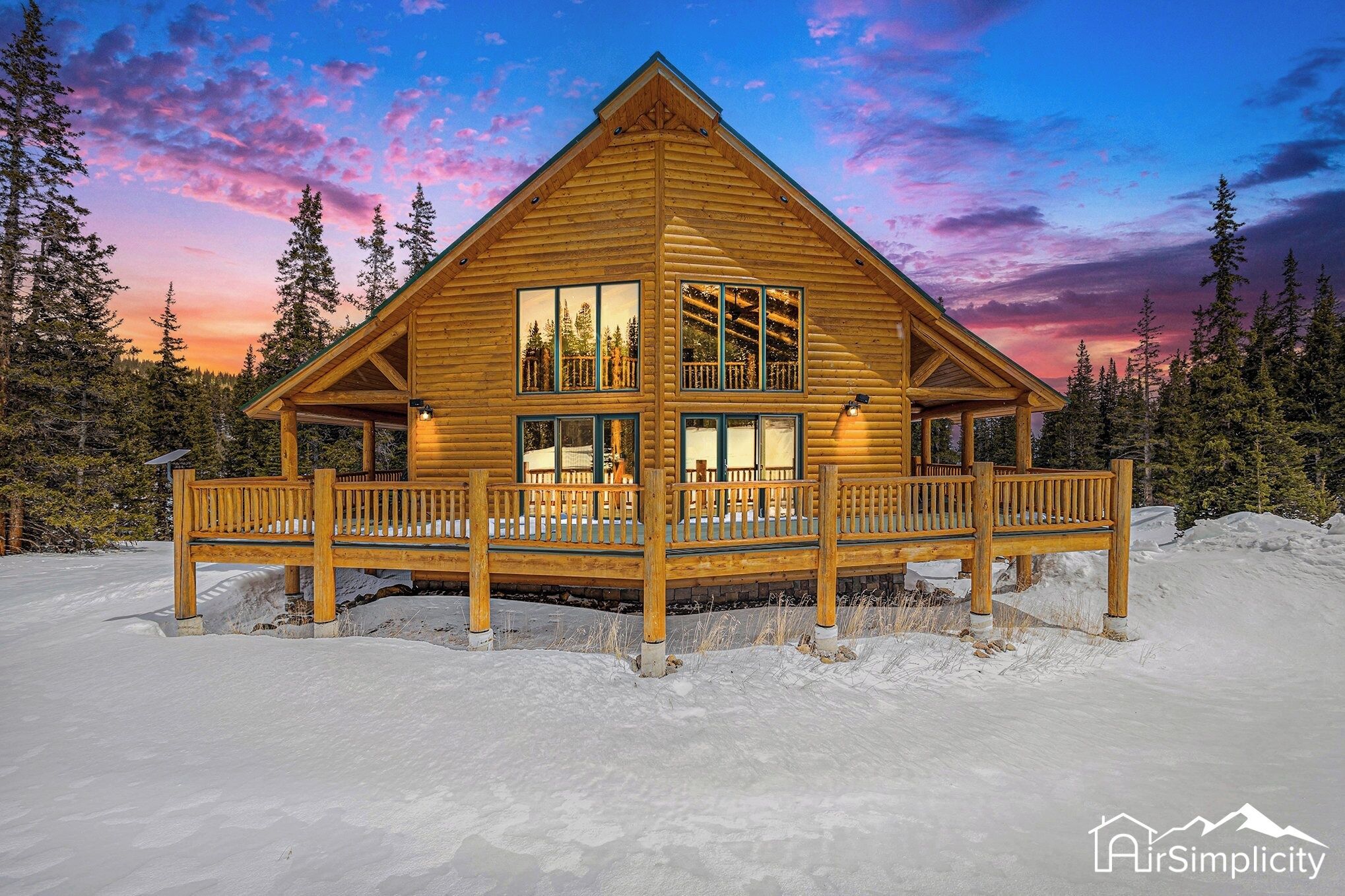 Secluded Log Cabin: 10 Acres, Soaker Tub