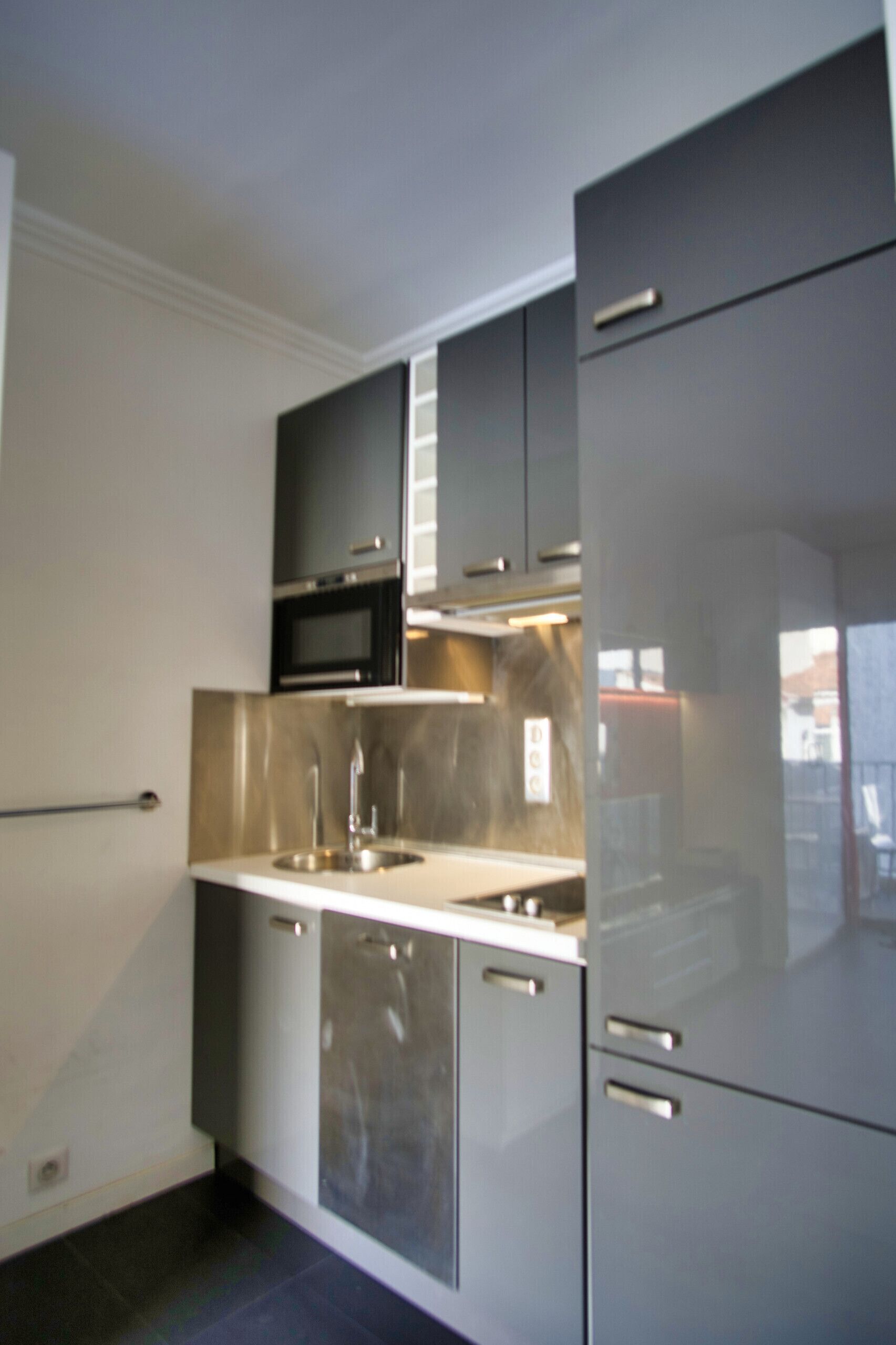 Kühlschrank, Mikrowelle, Geschirrspüler