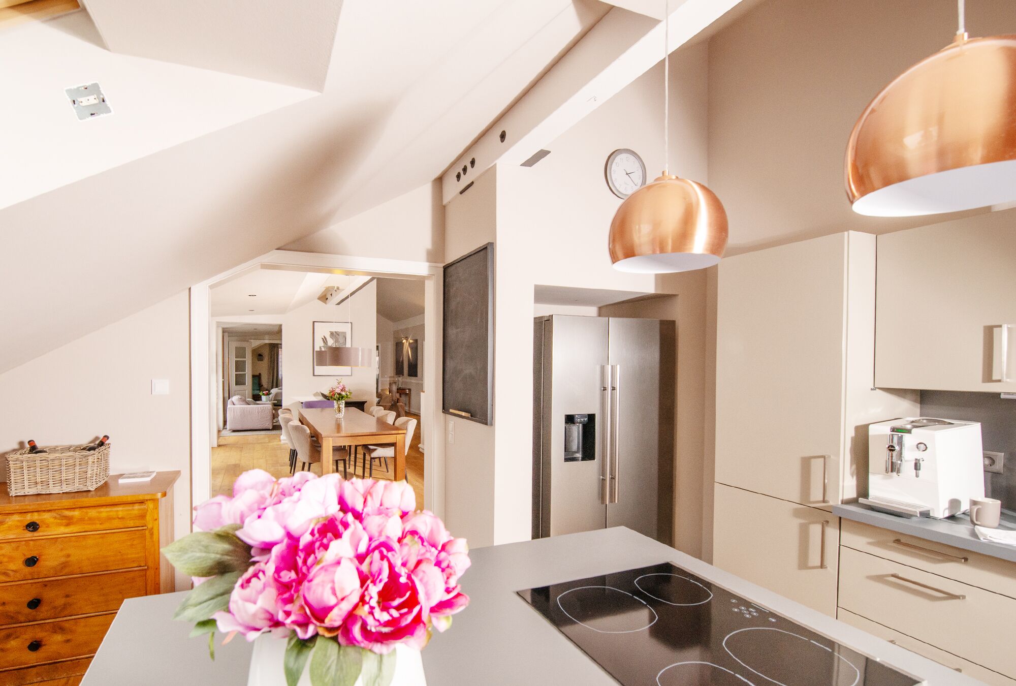 Kühlschrank, Ofen, Herdplatte, Geschirrspüler