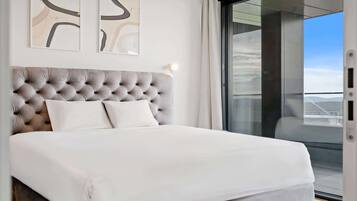 1 bedroom, desk, iron/ironing board, WiFi