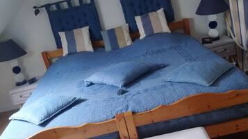 2 chambres, fer et planche Ă repasser, Wi-Fi, draps fournis