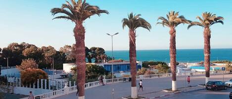 Third-party on-site parking