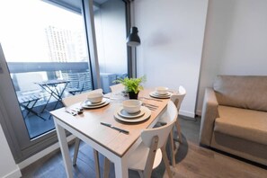 Dining - A Chic 2BR, CBD Apartment Near Southern Cross (Melbourne)