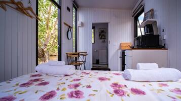 1 soveværelse, sengetøj