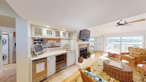 Interior - Views of Osprey Lake in Pelican Watch 4 Bedroom (Pawleys Island)