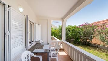 Apartment, 1 Bedroom, Balcony, Garden View | Property grounds