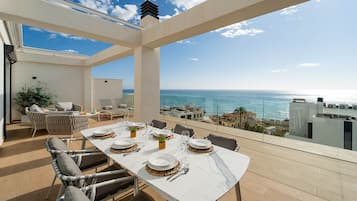 Vue sur la plage/lâocĂ©an